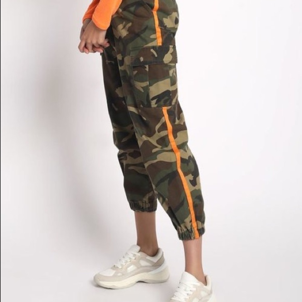 Sans Souci Camo Cargo Pants
